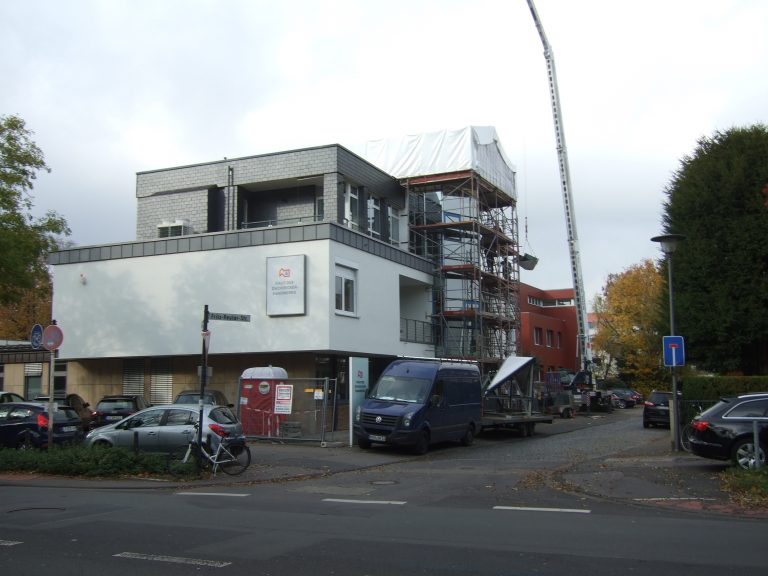 Außenansicht 2 Zentrale des Deutschen Dachdecker Handwerks e.V., Fritz-Reuter-Str. 1, Köln © SNK architekten · ingenieure